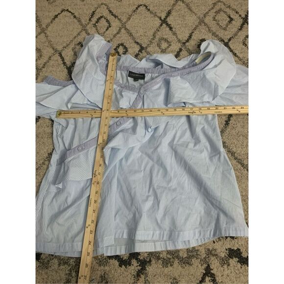 NEW WITH TAGS Beautiful Lane Bryant Ruffle Sleeve Cold Shoulder Blouse  Striped - Picture 9 of 9